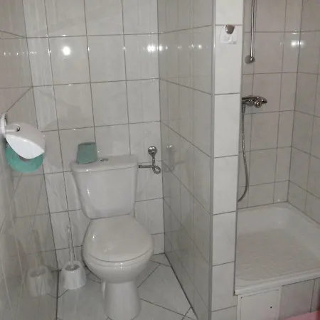 ويلا كاترو فندق مبيت وإفطار 3*