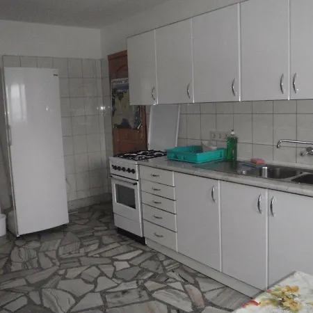 Cachro Bed & Breakfast 3*